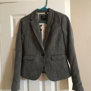 The Limited Herringbone Pattern Blazer (Size XS)
